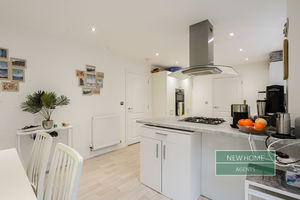 Photo 16- click for photo gallery